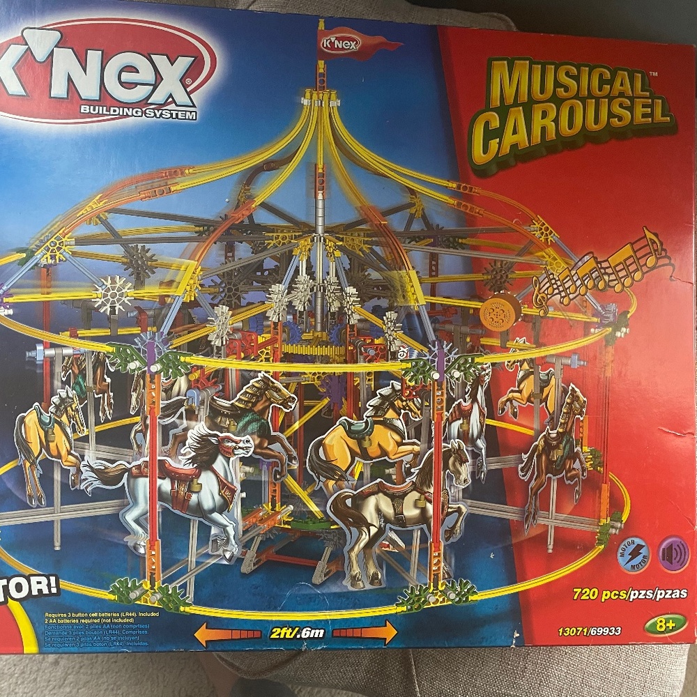KNEX Carousel 3-D Puzzle - Music Box